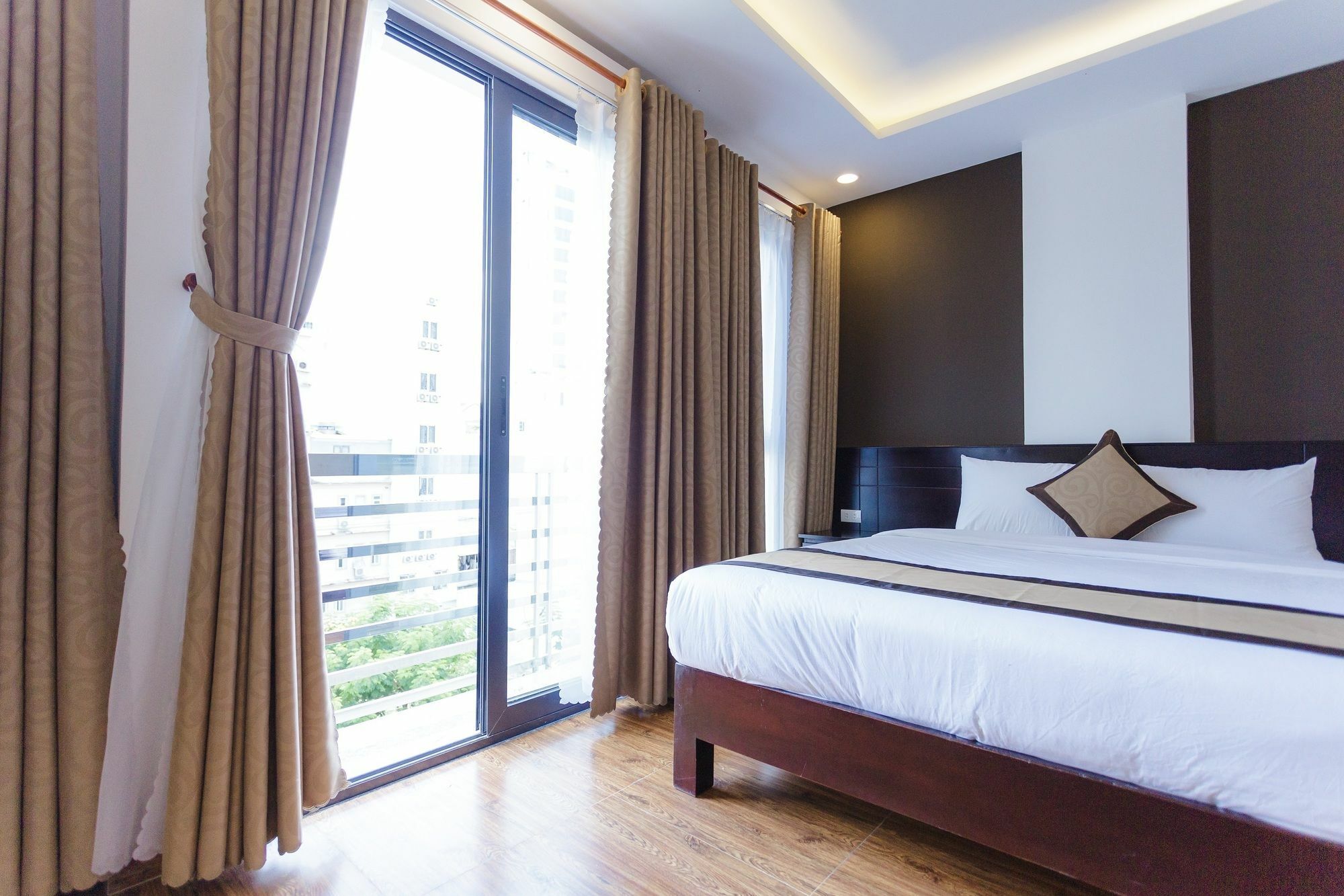 Manchester Hotel Đà Nẵng Exterior foto